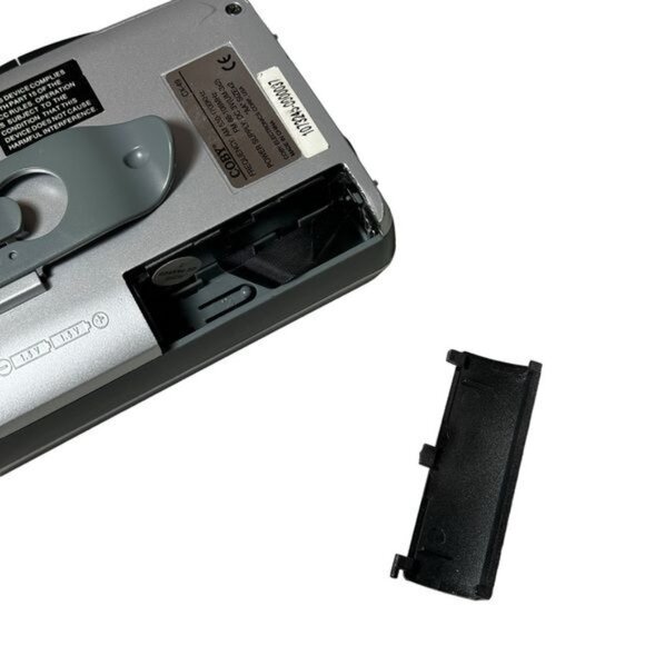 Vintage Coby Personal Cassette Player and Radio ... - Picture 9 of 10